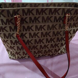 Beautiful, Like New Michael Kors Shoulder/Tote Bag